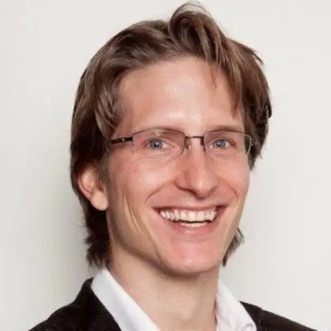 Объединение социальных и экологических наук для эффективного сохранения коралловых рифов: ученые-мореологи внедряют структуру социально-экологических систем в 85 сообществах в четырех странах